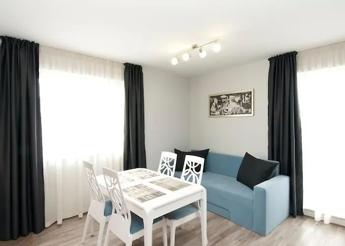 Sofia Top Apartments סופיה