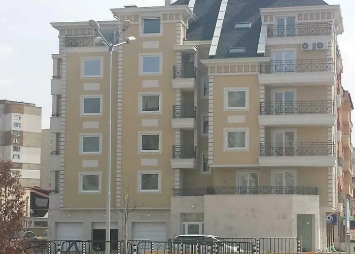 Sofia Top Apartments דירה סופיה
